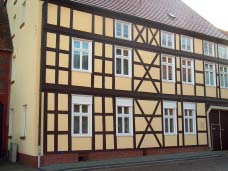 http://www.werben-elbe.de/wp-content/uploads/2011/09/gn_haus.jpg